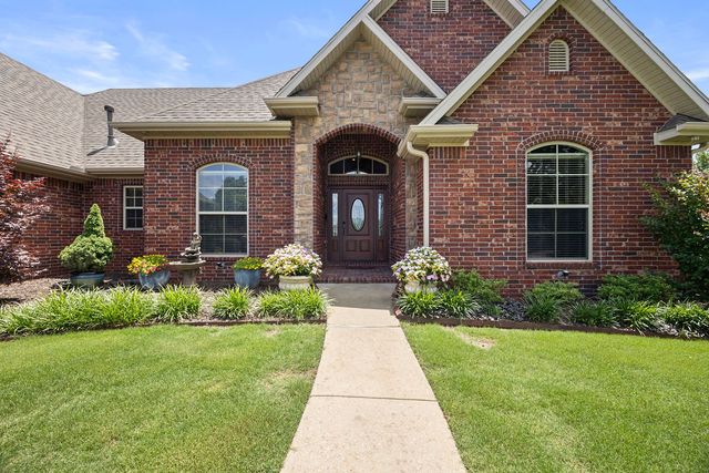 325 Whitcliff Drive, Cave Springs, AR 72718