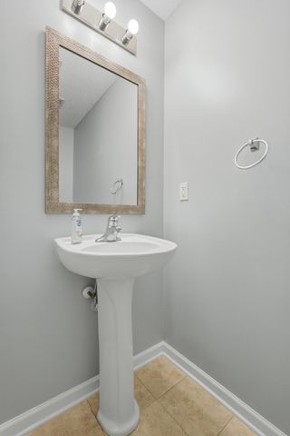 7961 Shadow Oak Drive, North Charleston, SC 29406