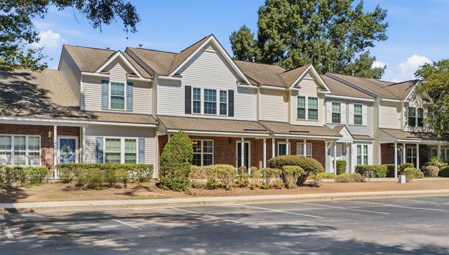 7961 Shadow Oak Drive, North Charleston, SC 29406