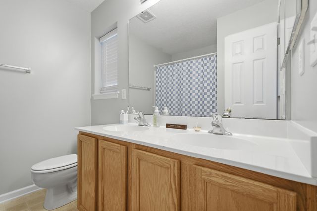 7961 Shadow Oak Drive, North Charleston, SC 29406