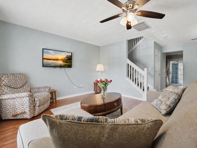 7961 Shadow Oak Drive, North Charleston, SC 29406