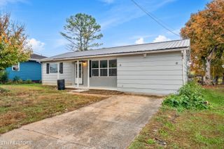 1216 Spring St, Philadelphia, TN 37846