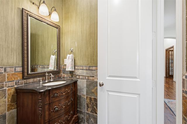 9155 Parson Drive, Lantana, TX 76226