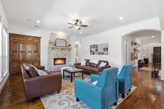 9155 Parson Drive, Lantana, TX 76226