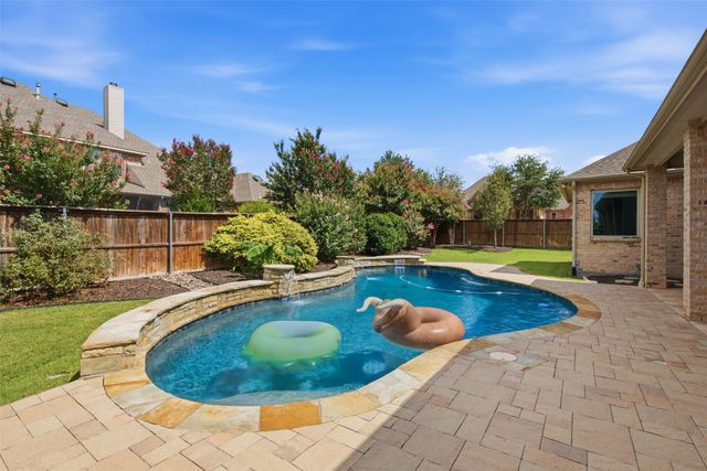 9155 Parson Drive, Lantana, TX 76226