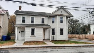 203 CLOUD ST #1, Front Royal, VA 22630