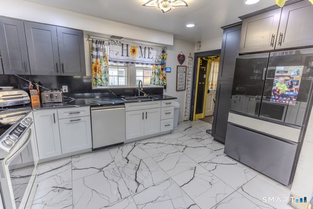 36 Music Vale Road, Salem, CT 06420