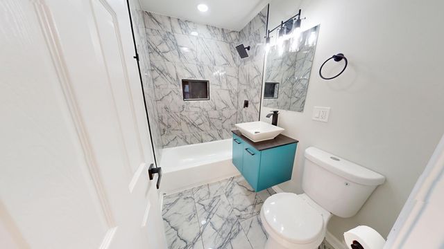 4252 W 21st Avenue, Gary, IN 46404