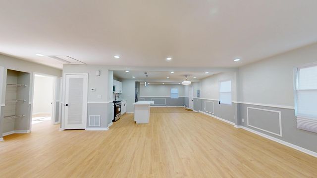 4252 W 21st Avenue, Gary, IN 46404