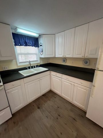 22 Leisure Woods Circle, Hiawassee, GA 30546
