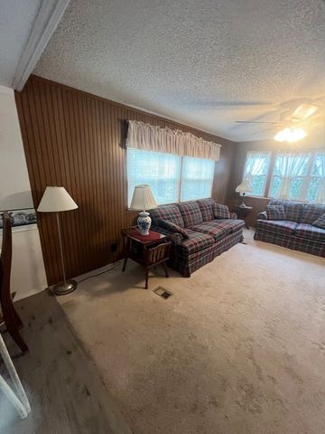 22 Leisure Woods Circle, Hiawassee, GA 30546