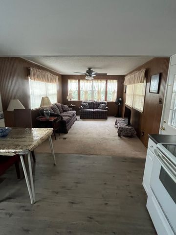 22 Leisure Woods Circle, Hiawassee, GA 30546