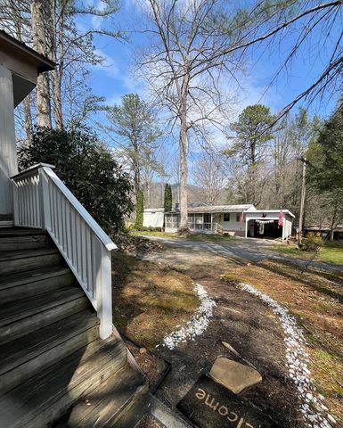 22 Leisure Woods Circle, Hiawassee, GA 30546