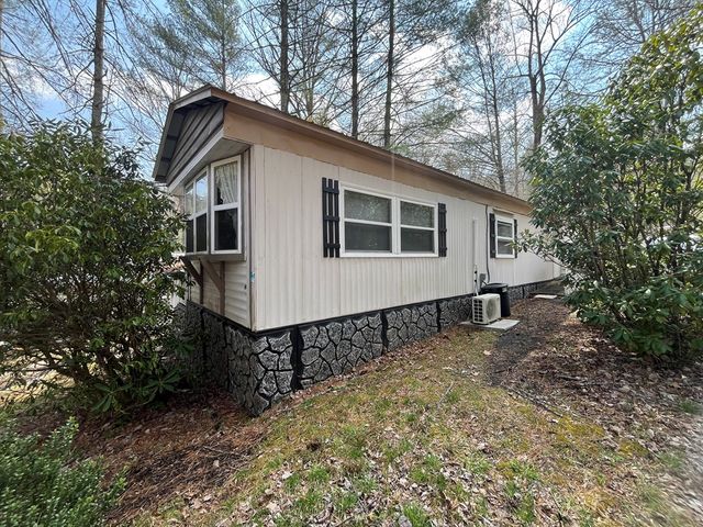22 Leisure Woods Circle, Hiawassee, GA 30546