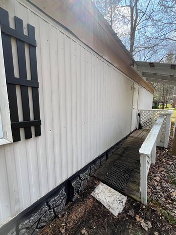 22 Leisure Woods Circle, Hiawassee, GA 30546