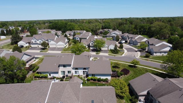 1807 Magnolia Court 1807, Mchenry, IL 60051
