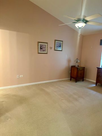 1807 Magnolia Court 1807, Mchenry, IL 60051