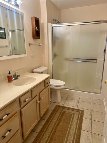 1807 Magnolia Court 1807, Mchenry, IL 60051