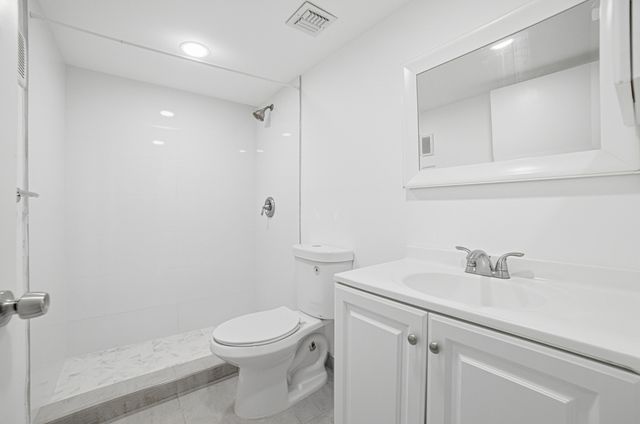 3121 NW 47TH Avenue 109, Lauderdale Lakes, FL 33319