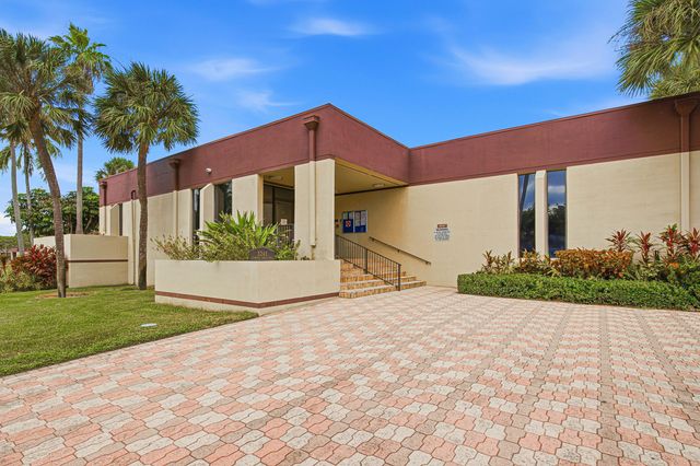 3121 NW 47TH Avenue 109, Lauderdale Lakes, FL 33319