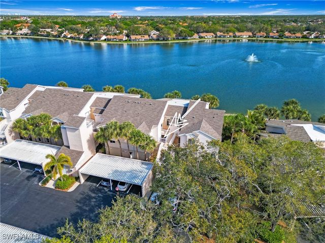 2711 Citrus Lake DR F202, Naples, FL 34109