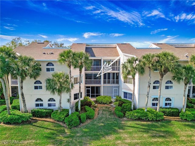 2711 Citrus Lake DR F202, Naples, FL 34109