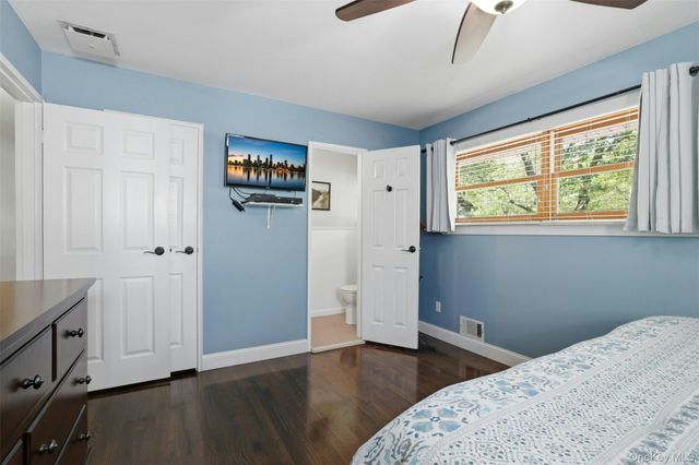 5 Pine Hill Lane, Dix Hills, NY 11746