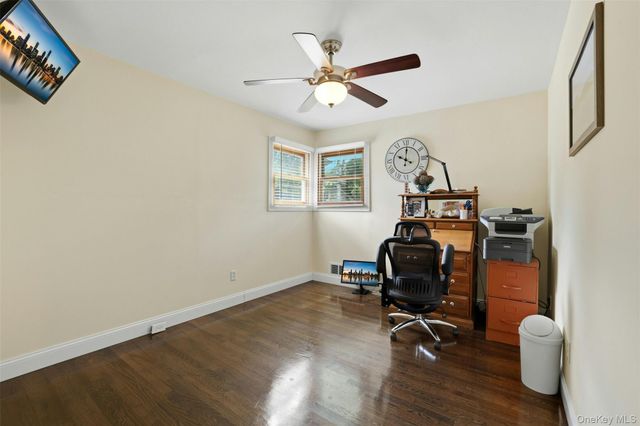 5 Pine Hill Lane, Dix Hills, NY 11746