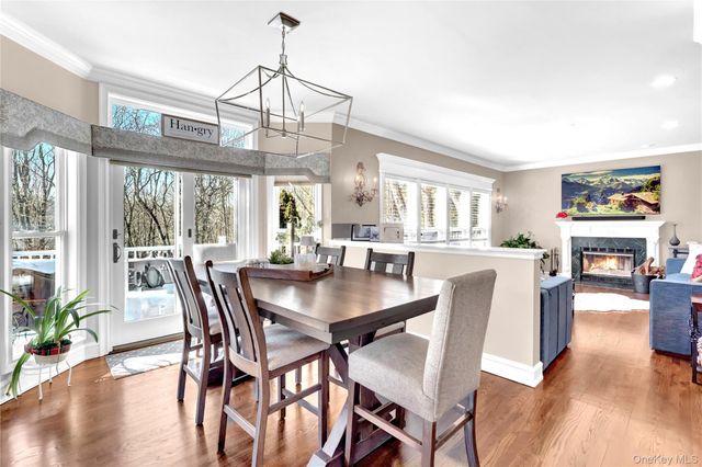 5 Frost Valley Road, Mount Sinai, NY 11766