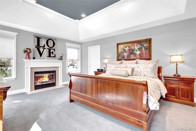 5 Frost Valley Road, Mount Sinai, NY 11766