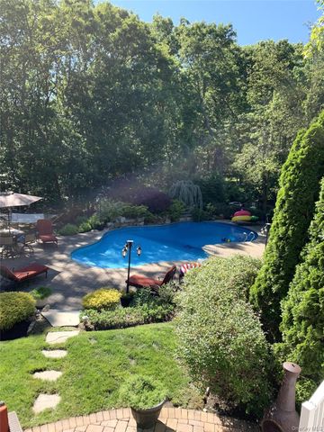 5 Frost Valley Road, Mount Sinai, NY 11766