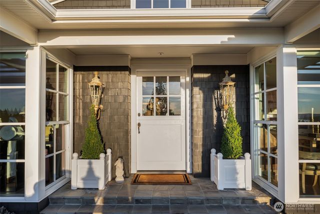 9400 Vineyard Crest, Bellevue, WA 98004