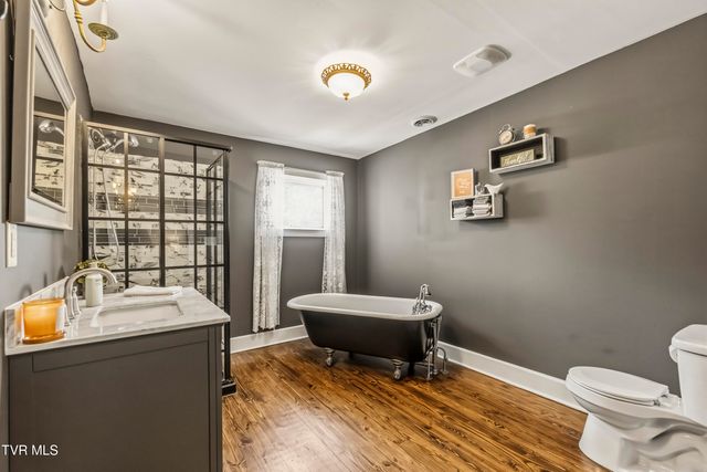 217 South Irish Street, Greeneville, TN 37743