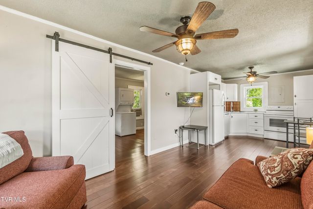 217 South Irish Street, Greeneville, TN 37743