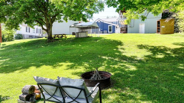 217 South Irish Street, Greeneville, TN 37743