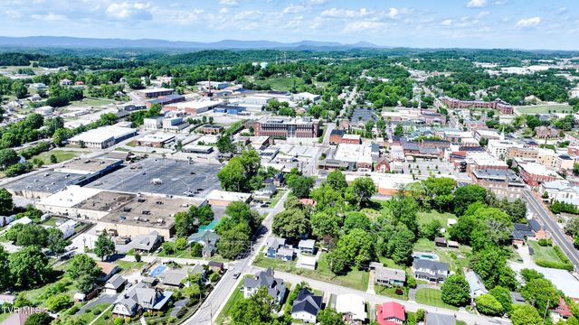 217 South Irish Street, Greeneville, TN 37743