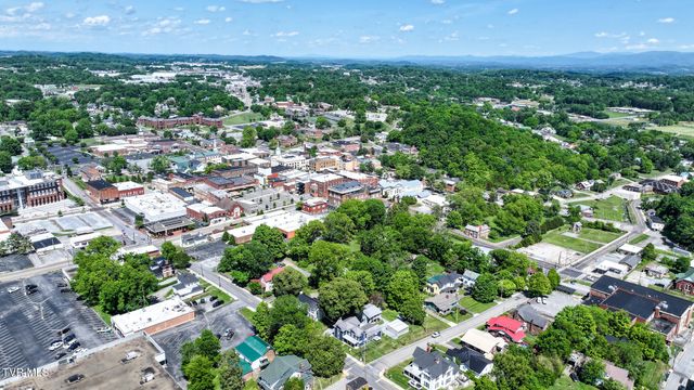 217 South Irish Street, Greeneville, TN 37743