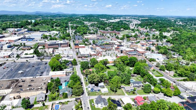 217 South Irish Street, Greeneville, TN 37743