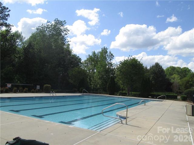 9901 Hazelview Drive, Charlotte, NC 28277