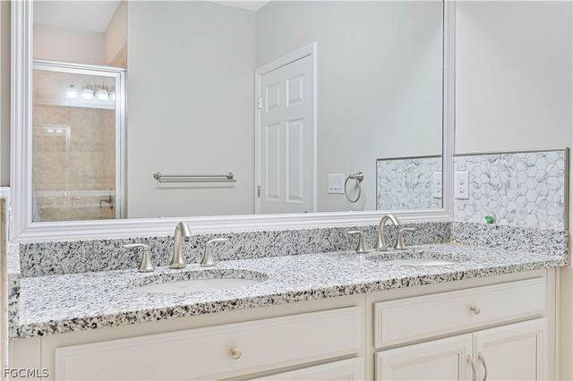 4365 Dutchess Park RD, Fort Myers, FL 33916