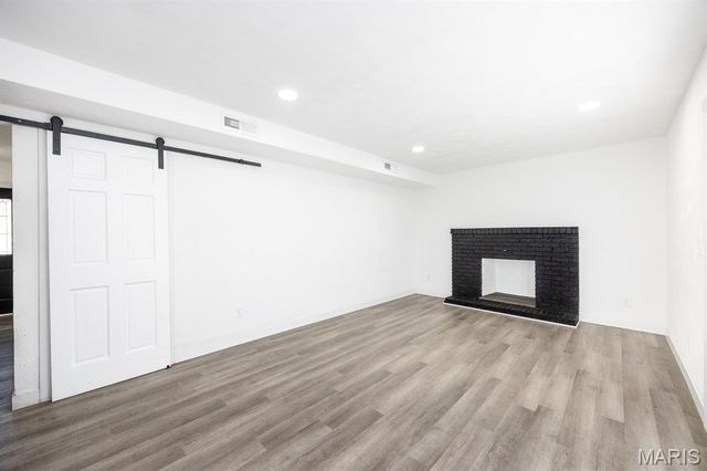 365 Breckenridge Drive, Belleville, IL 62221