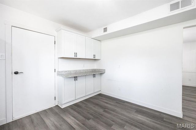 365 Breckenridge Drive, Belleville, IL 62221