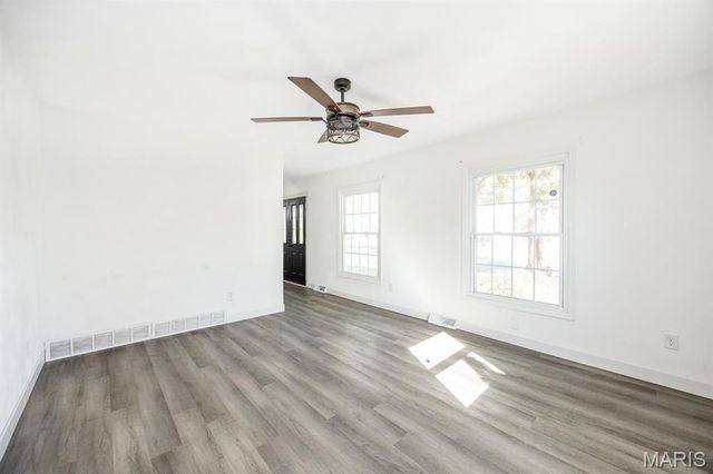 365 Breckenridge Drive, Belleville, IL 62221