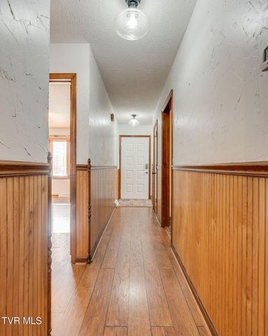 1175 Pebble Drive 1175, Bristol, VA 24201