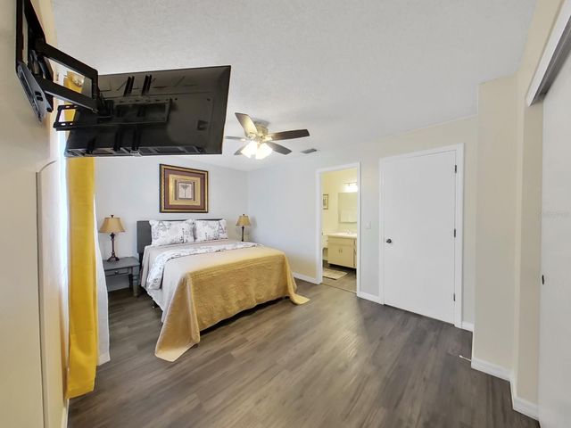 7805 AMBERLEA COURT, Temple Terrace, FL 33637
