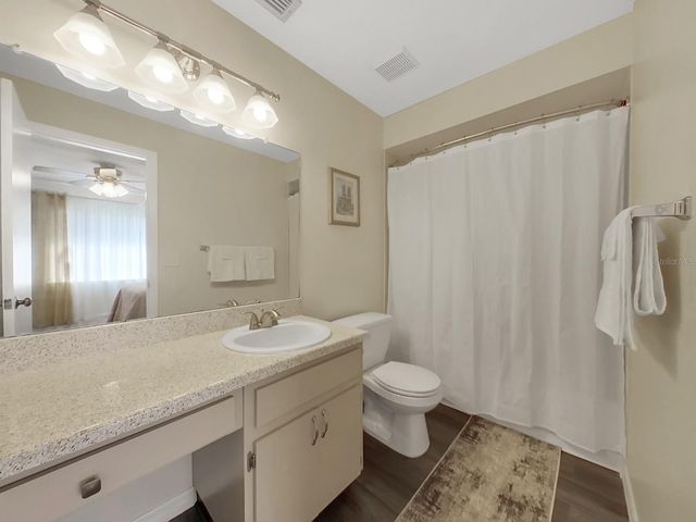7805 AMBERLEA COURT, Temple Terrace, FL 33637