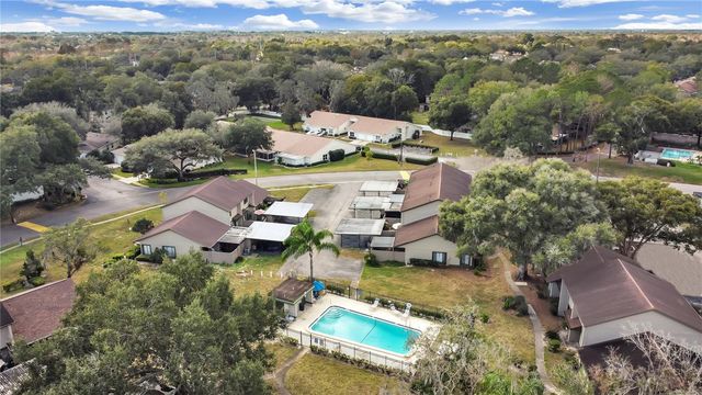 7805 AMBERLEA COURT, Temple Terrace, FL 33637