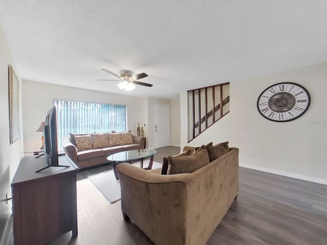 7805 AMBERLEA COURT, Temple Terrace, FL 33637