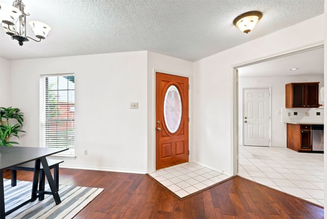 6909 Tudor Drive, Plano, TX 75023