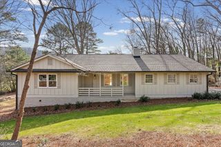 49 Apache Trail SW, Cartersville, GA 30120